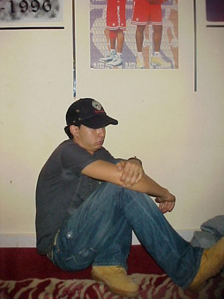 c hassan mon ami de classe il aime lmarilyn manson bah lmetal ooooooh ,cç coool mon gas