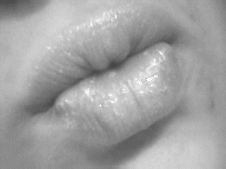 ooooooh!voila vos charme les filles oooooops 