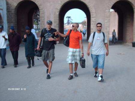 on etait fait une grande promenade a sswira 